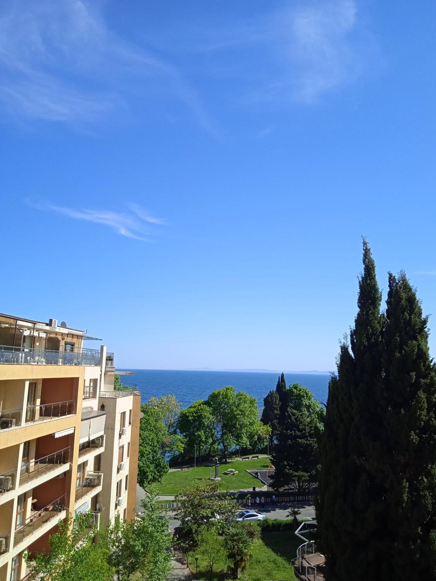 South Beach Nesebar Apartment Larisa Bagian luar foto